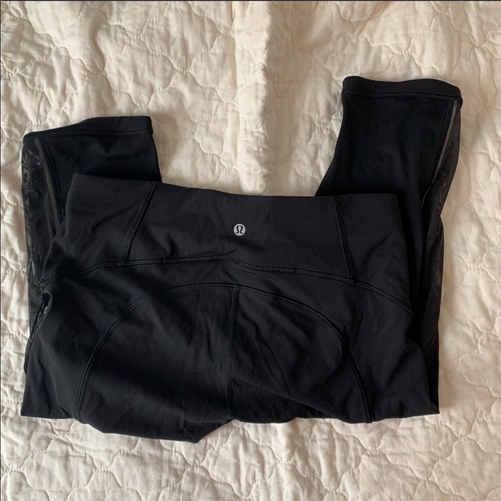 Lululemon sun runner crop